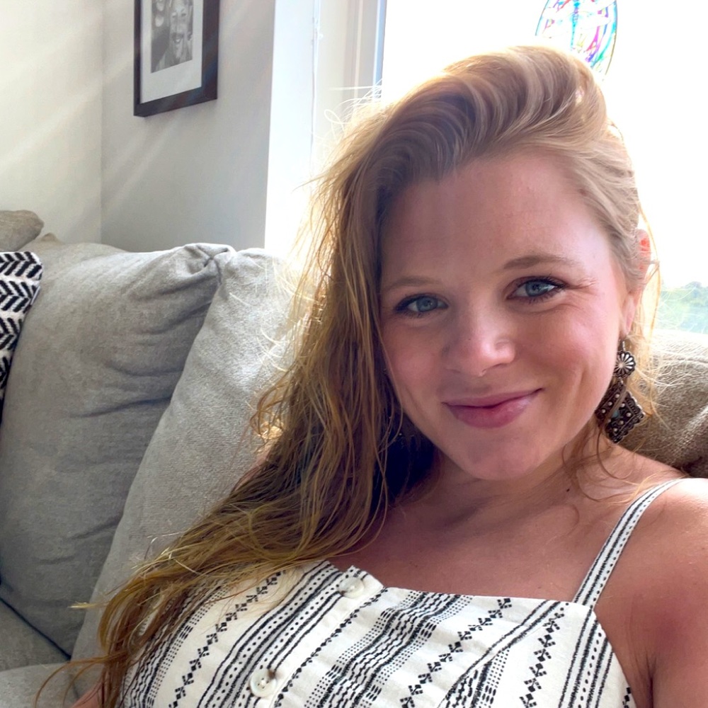 Meet your Posher, Brooke